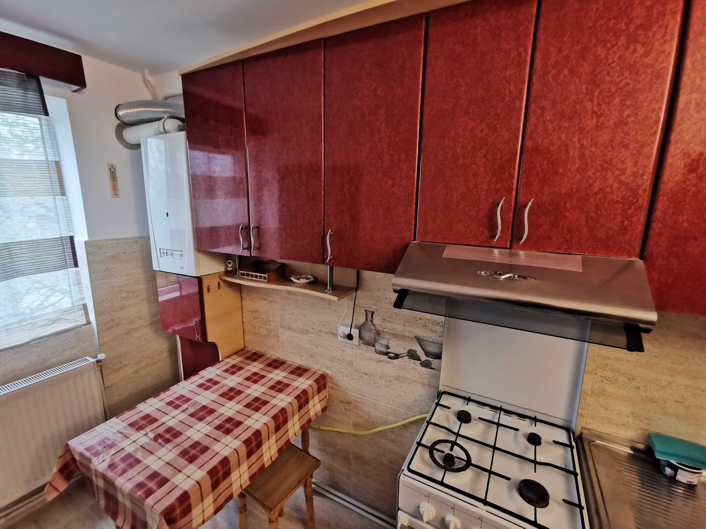 Apartament 3 camere decomandate de inchiriat – complet mobilat si utilat - Poză 4