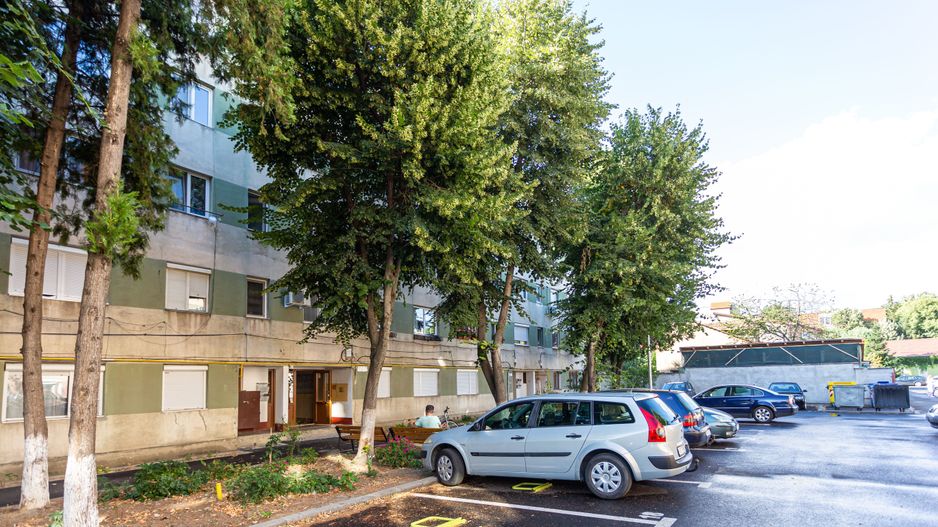 Ap cu 4 camere, la etajul 3, zona Kaufland, Banu Mărăcine - Poză 10