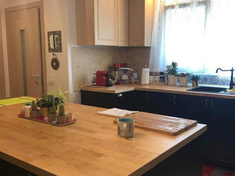 Vila tip N 4 camere in Cosmopolis, mobilata si utilata - Poză 9