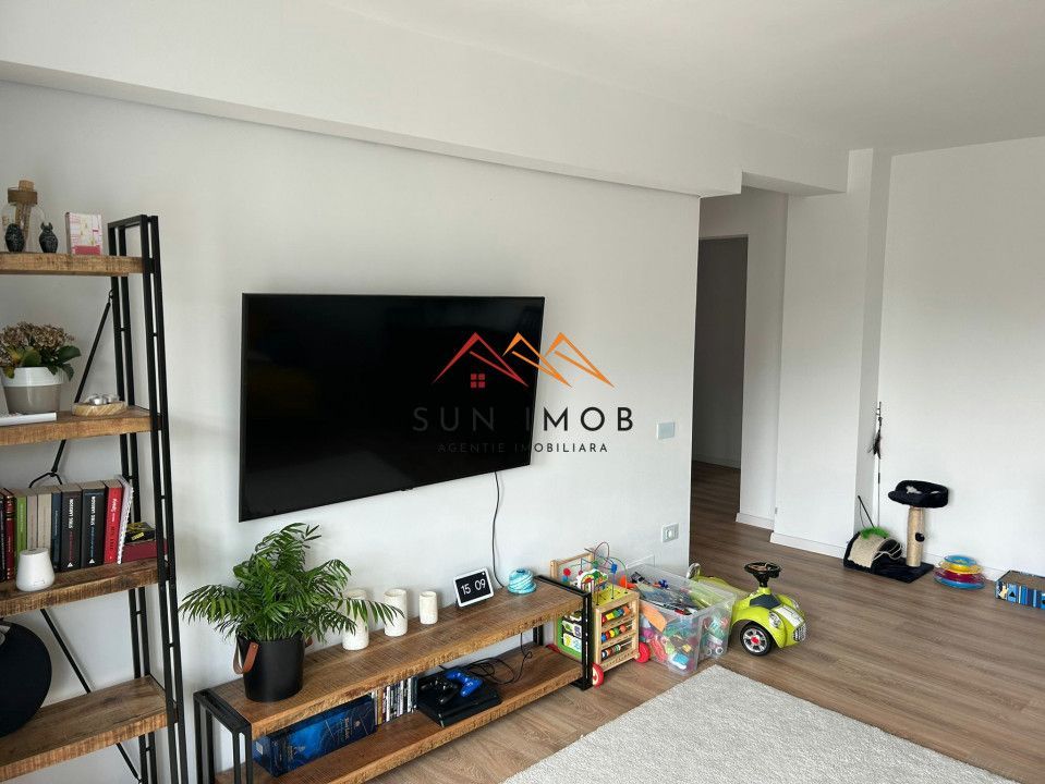 Apartament 4 camere, decomandat, 101 mp, CT, recent renovat, Decebal - Poză 12