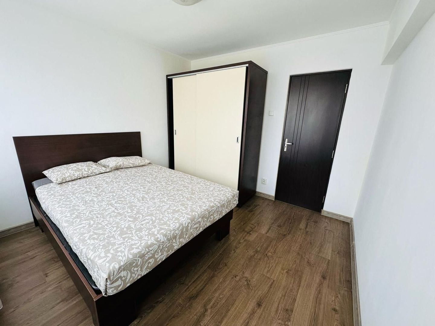 BRASADAS închiriază ap 3 cam etaj 3/8 zona OBOR 1min Metrou. - Poză 18