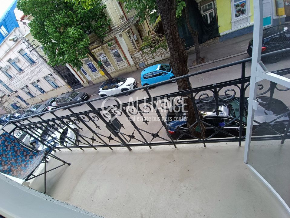 CENTRU SALA SPORTURILOR(COD03)- Casa interbelica si curte generoasa ! - Poză 43