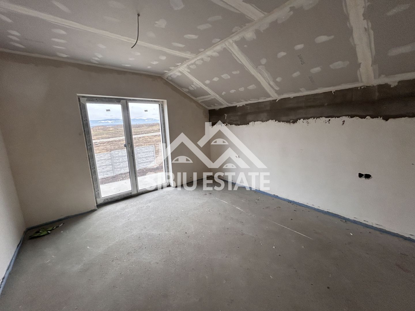 Casa PREMIUM | Carport | Pompa de Caldura DAIKIN | 441 mp teren - Poză 9