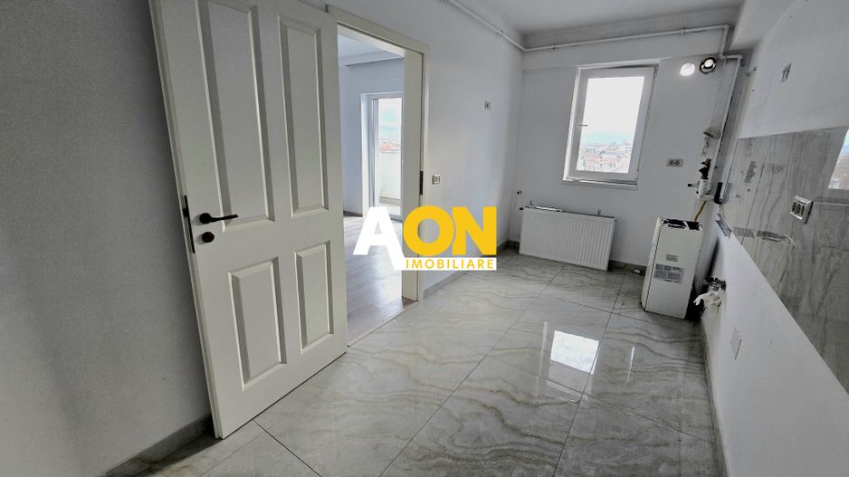 Apartament cu 2 Camere, Bloc Nou, Lift, Zona Centru - Poză 8