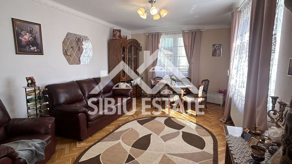 Vila cu Deschidere de 21m – Calea Poplăcii (Langa Parc) 950mp teren - Poză 4