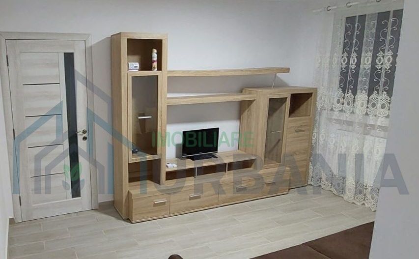 Apartament 3 camere, renovat complet, mobilat și utilat, lângă Colegiul Național „Mihail Sadoveanu”, Pașcani, cu pod pe toată suprafața - Poză 2