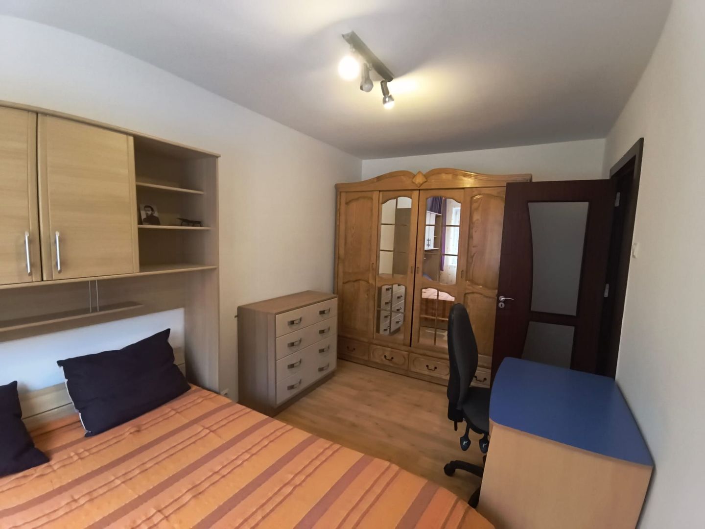 🏢 Apartament 2 camere | Etaj 1 | Centrală proprie | 350 € | Suceava - Poză 6