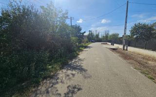 Teren intravilan Bradu, 1700 mp, toate utilitatile disponibile - Poză 1