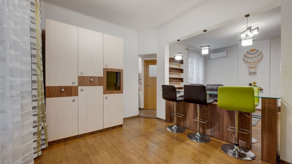 2 Apartamente  in Vila 5 Cam Metrou Basarab Gara de Nord - Poză 6