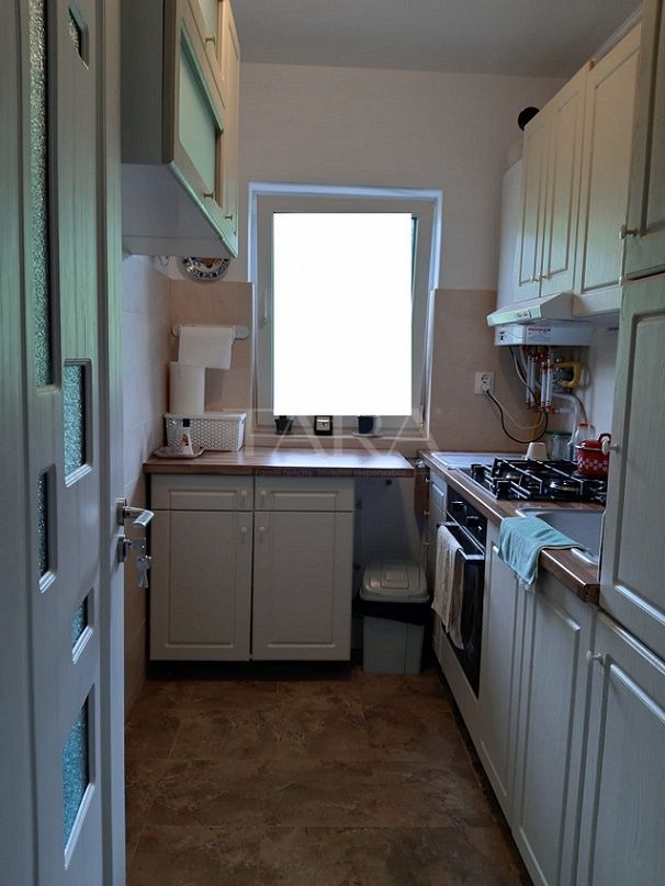 Apartament cu 2 camere, balcon și parcare, în zona Panemar Florești. - Poză 6