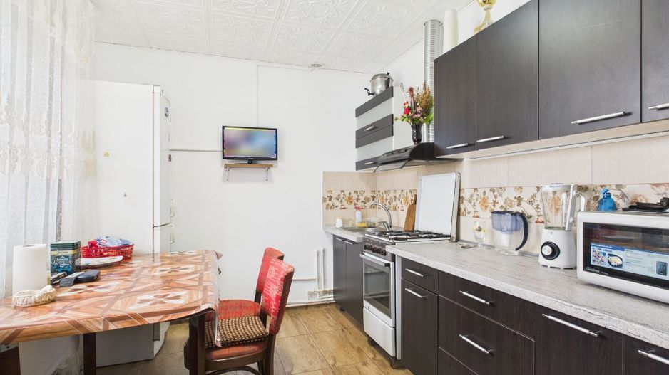 Casă la Cenei 30 minute de Timișoara - Poză 1