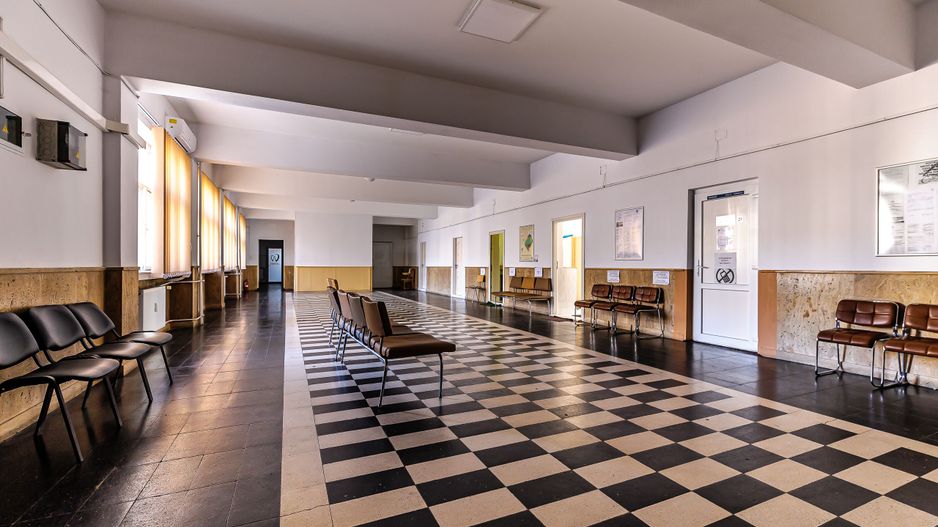 CABINET MEDICAL PREGĂTIT PENTRU CASA DE ASIGURĂRI POLICLINICA DE STAT - Poză 5