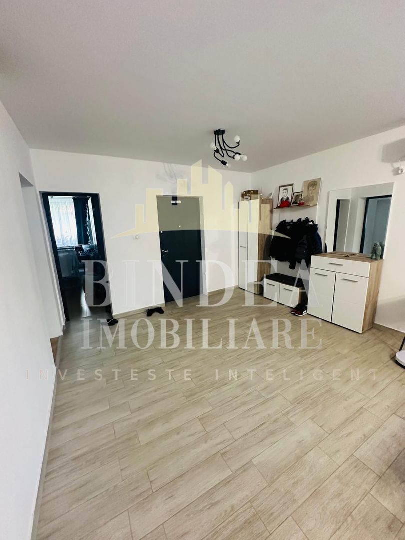 Casa individuala complet renovata- strada linistita Giarmata - Poză 3