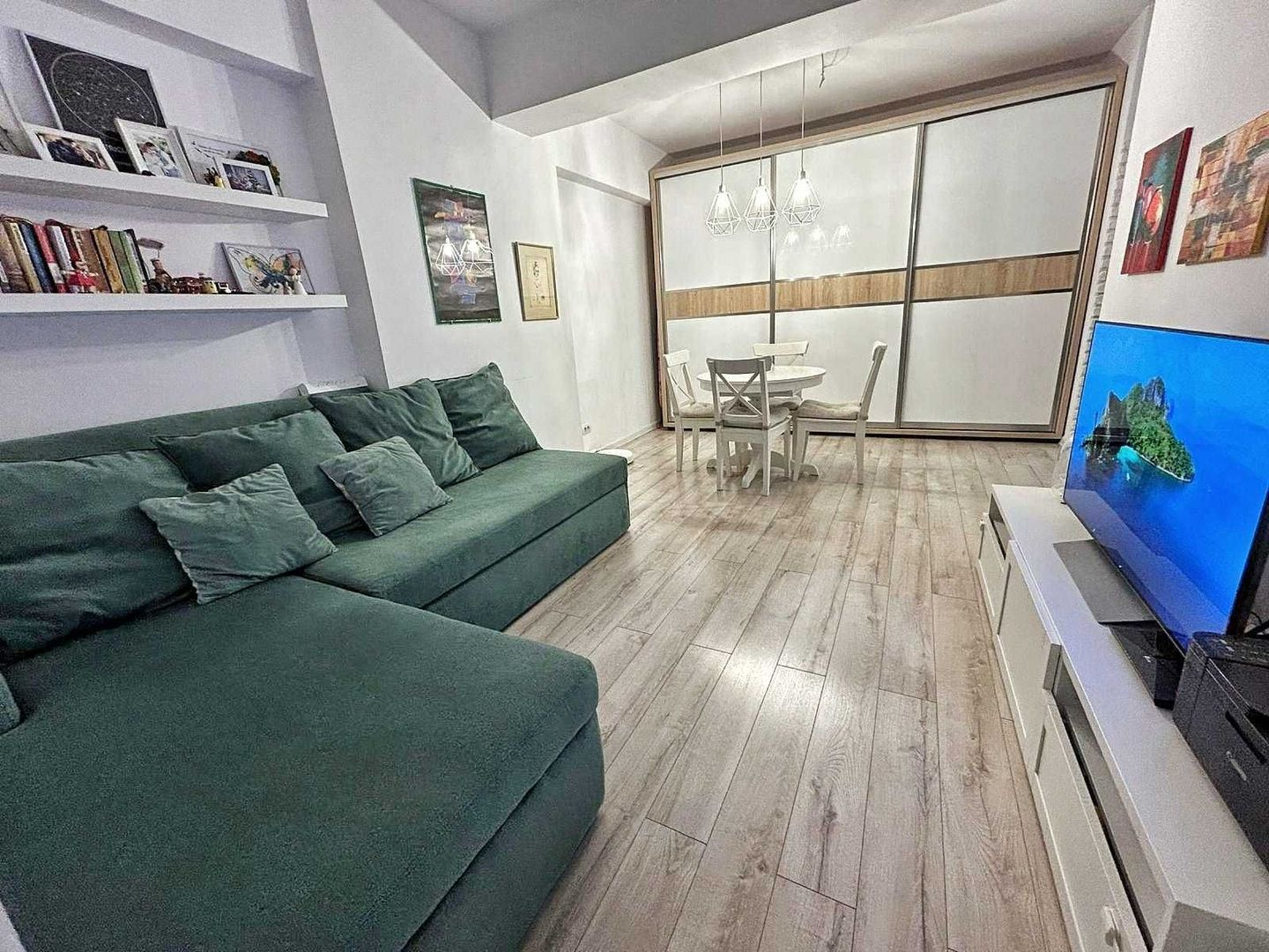 De vanzare Apartament 2 camere Lacul Morii - Poză 1