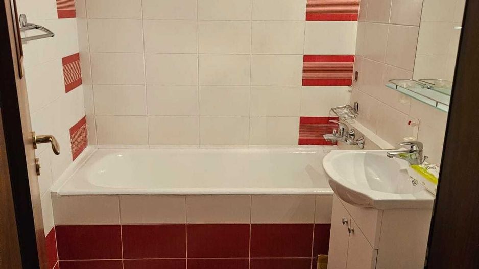 Apartament 3 camere de inchiriat, decomandat, parcare, Bulevardul Ghencea - Poză 5