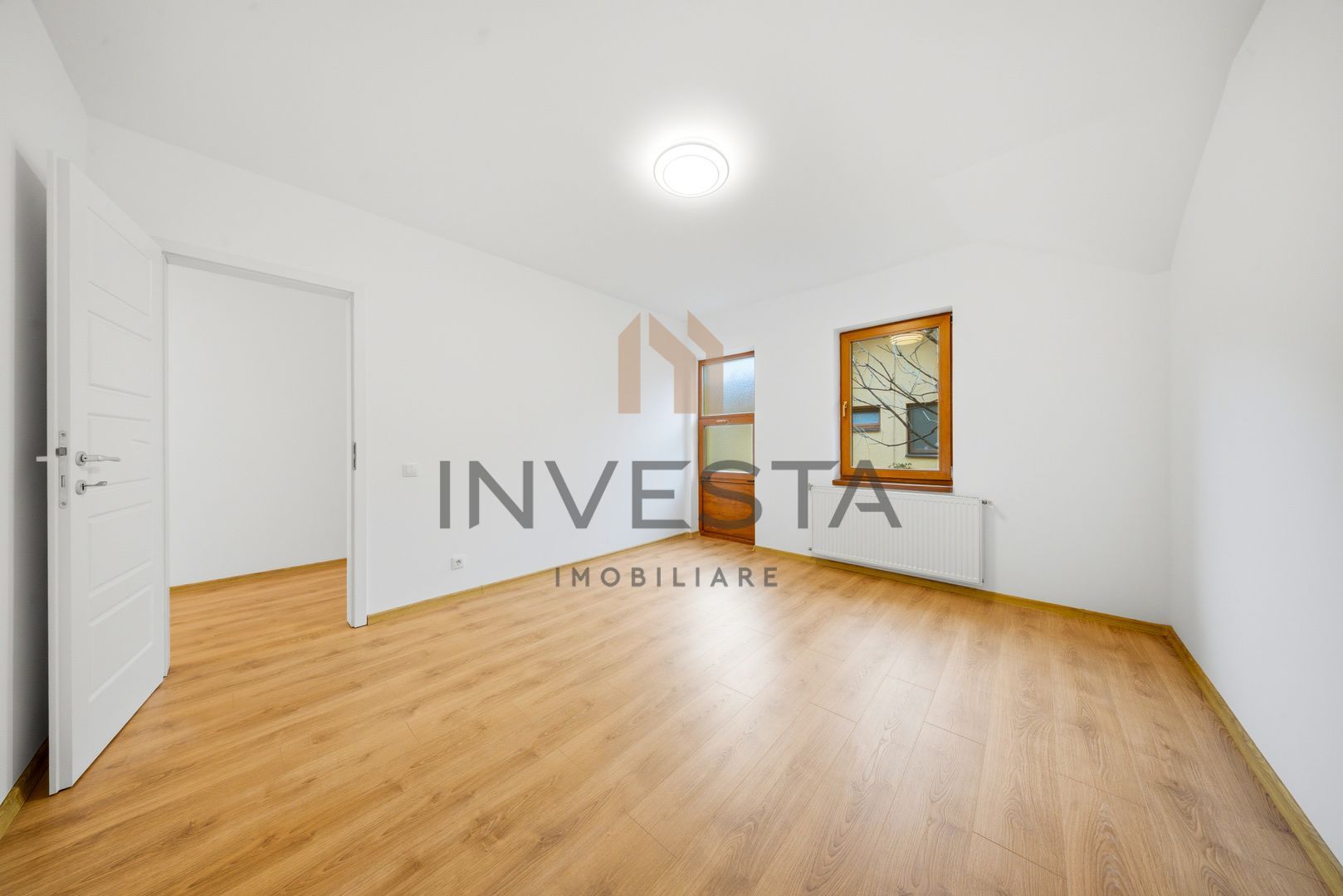 Apartament 3 camere cu gradina proprie si parcare, Grand Hotel Italia - Poză 10