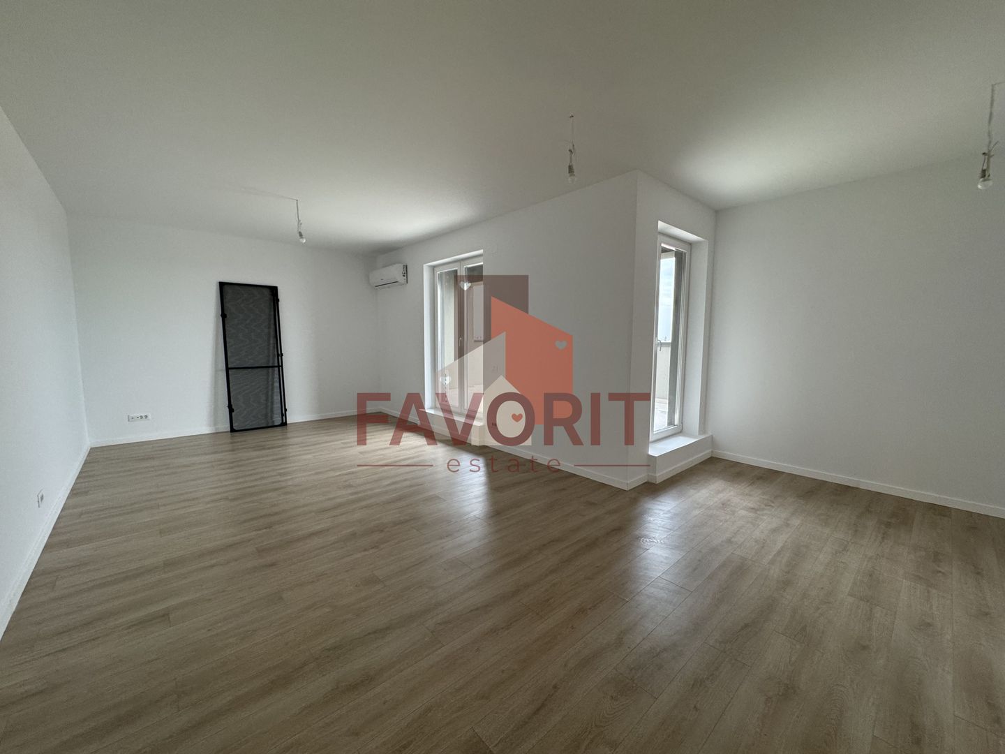 COMISION 0%. Penthouse cu 2 terase in bloc nou din zona Aradului - Poză 1