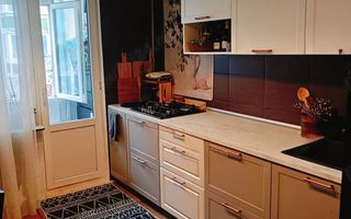 2 camere-6 minute de Metrou Crangasi - Poză 2