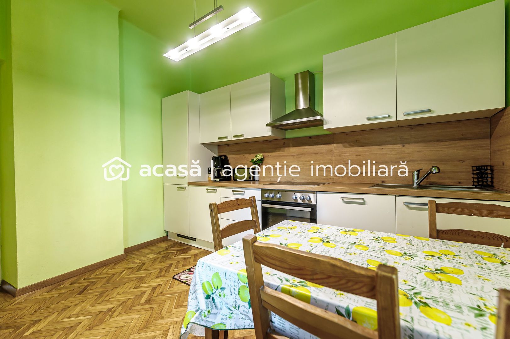 Apartament la casă, zonă centrală - Poză 4