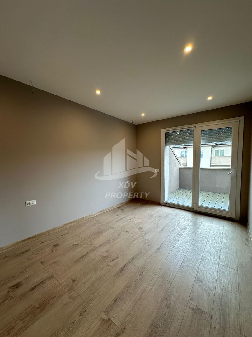 Penthaus  modern in  Sibiu ,3 camere ,2 garaje subteran , boxa - Poză 5