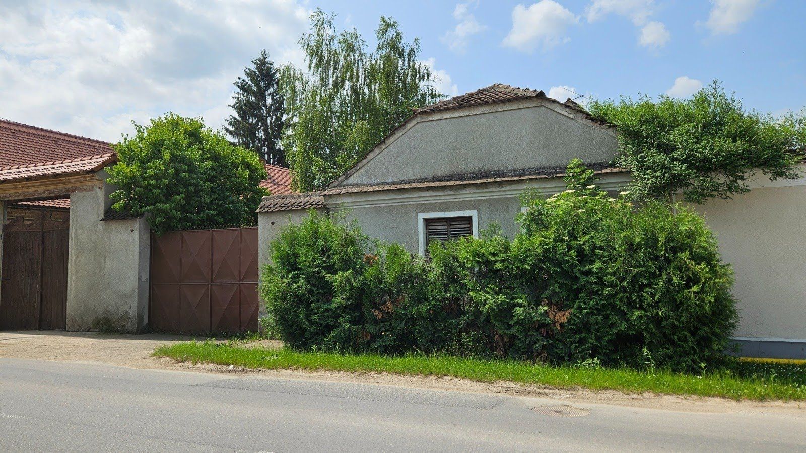 Cristian aproape de Primarie casa saseasca teren 1400 mp - Poză 1