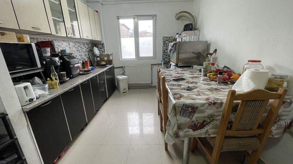 Apartament 3 camere,parter,confort sporit,bloc izolat - Poză 5