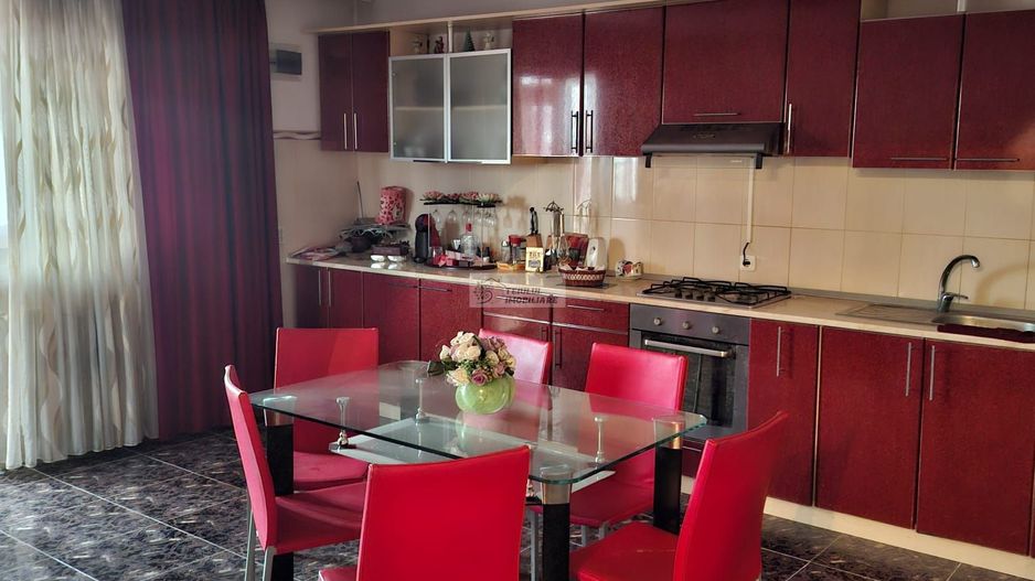 Casa/vila de vanzare in Garoafa /Vrancea - Poză 4
