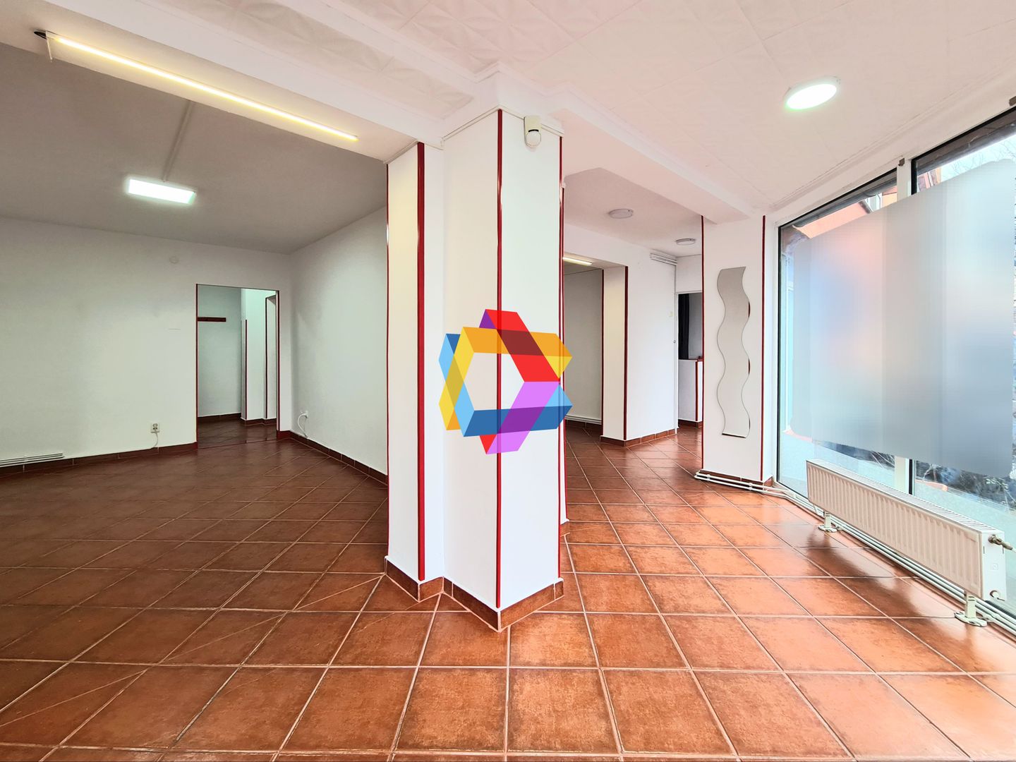 Spatiu comercial de închiriat  Brasov - 70 mp # spatii-comerciale-brasov.ro - Poză 1