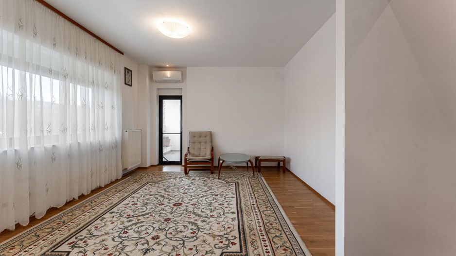 Mai mult decât o adresă, un sanctuar urban în Natura Residence. - Poză 3