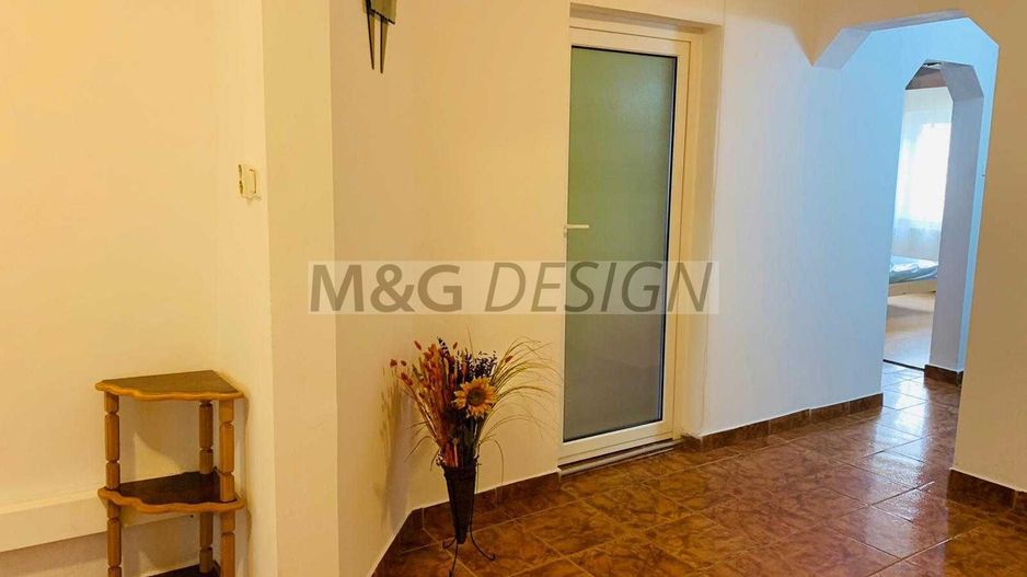 2 camere decomandat  Lipovei parter centrala proprie - Poză 2