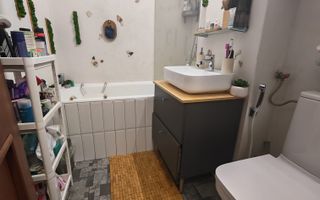 Apartament 3 camere decomandat An 1982 Anvelopat Etaj 1 Titan - Poză 8