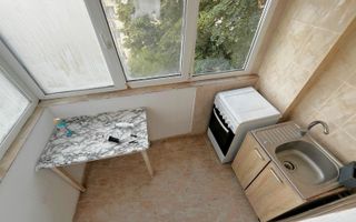 2Camere-Decomandat-50mp-Centrala Termica-AC-Zona Excelenta-Gara-Liber - Poză 4