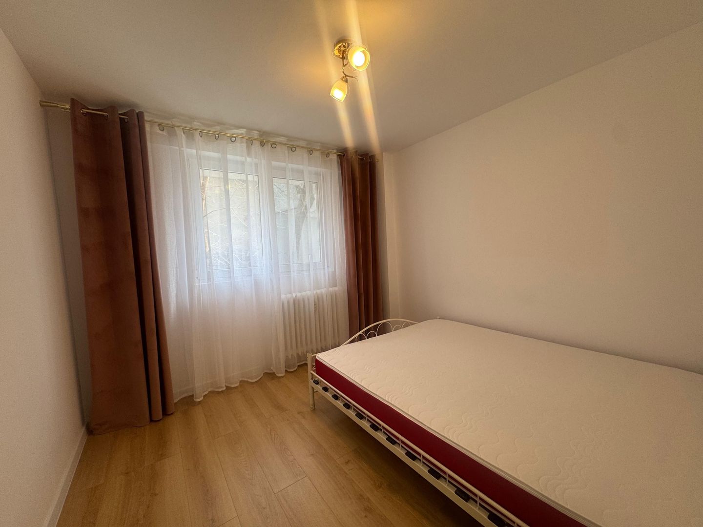 2 CAMERE - DECOMANDAT || TITULESCU- PIATA VICTORIEI - Poză 3