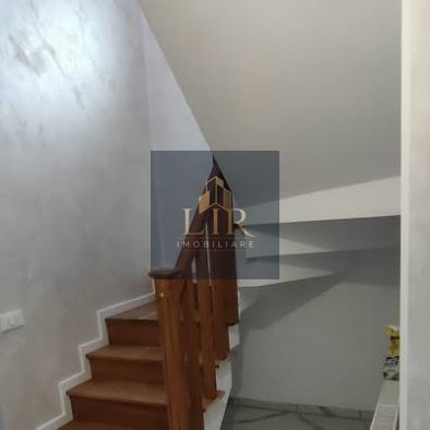 Casa tip duplex Horpaz Miroslava - Poză 3