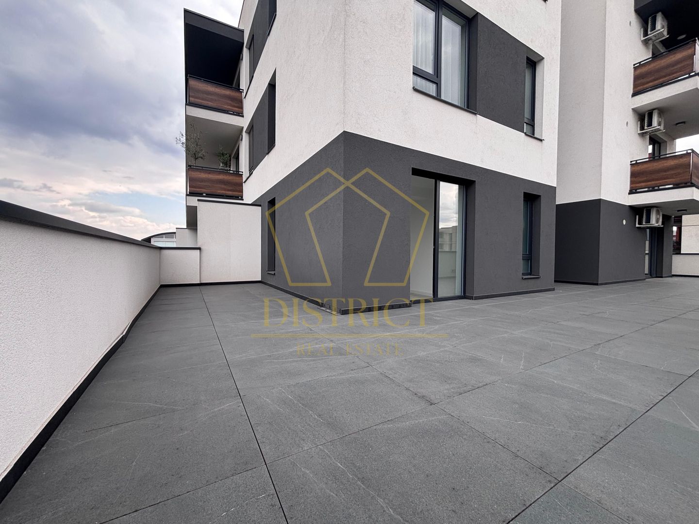 COM 0% Apartament finalizat cu 2 camere, terasa 91 mp | Torontalului - Poză 8