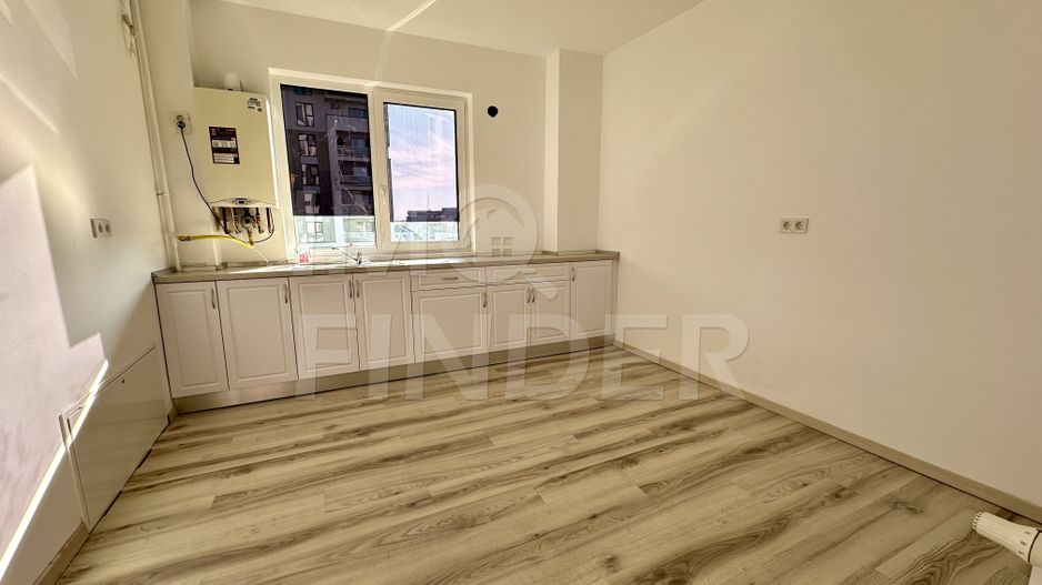 Vanzare apartament 4 camere, Europa, 116 mp ultrafinisat, imobil nou - Poză 2