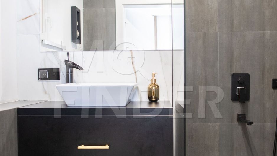 Apartament de LUX cu Gradina 150 mp si Parcare zona Andrei Muresanu - Poză 14