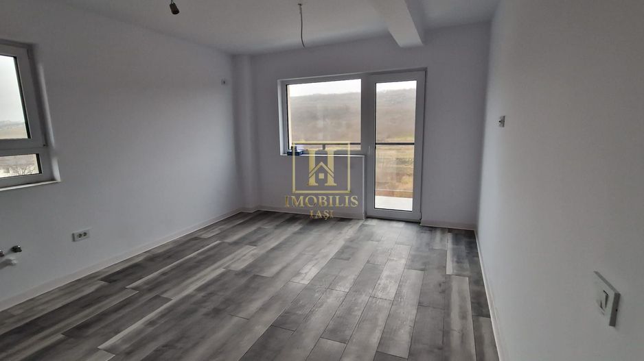 Apartament 2 camere SD INTABULAT Rediu 84000 euro loc parcare inclus - Poză 2