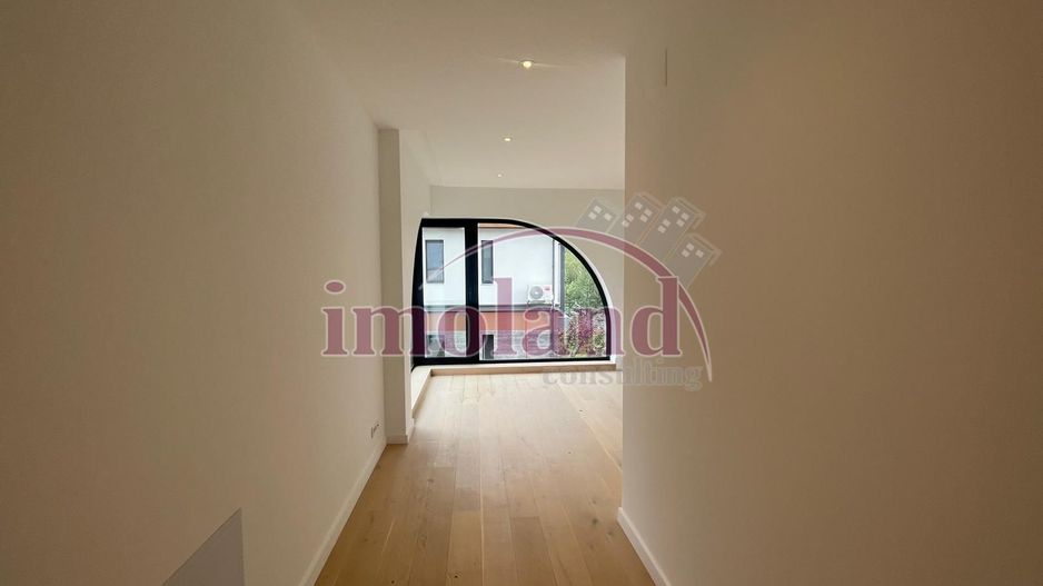 Vila superba - 5 camere - Laguna albastra-Corbeanca - Poză 9