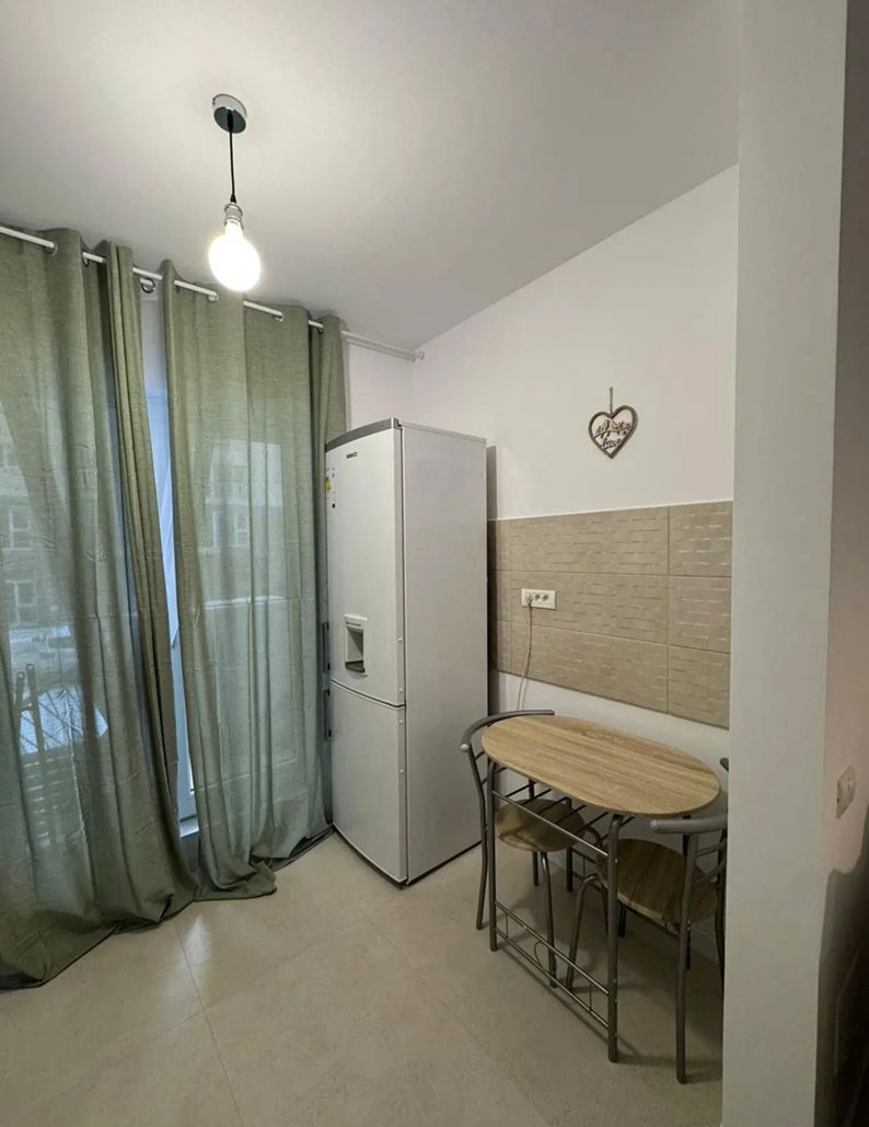 AP. 2 CAMERE BIRUINTEI, CURTE 15 MP, PRIMA INCHIRIERE, METROU, PARCARE - Poză 3