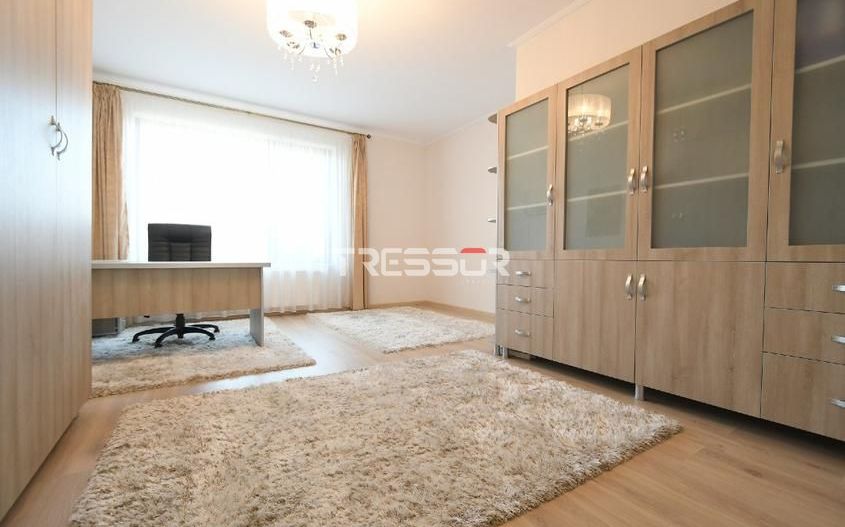 Proprietate premium cu teren de 2.000 mp | Casă 412 mp utili - Poză 8