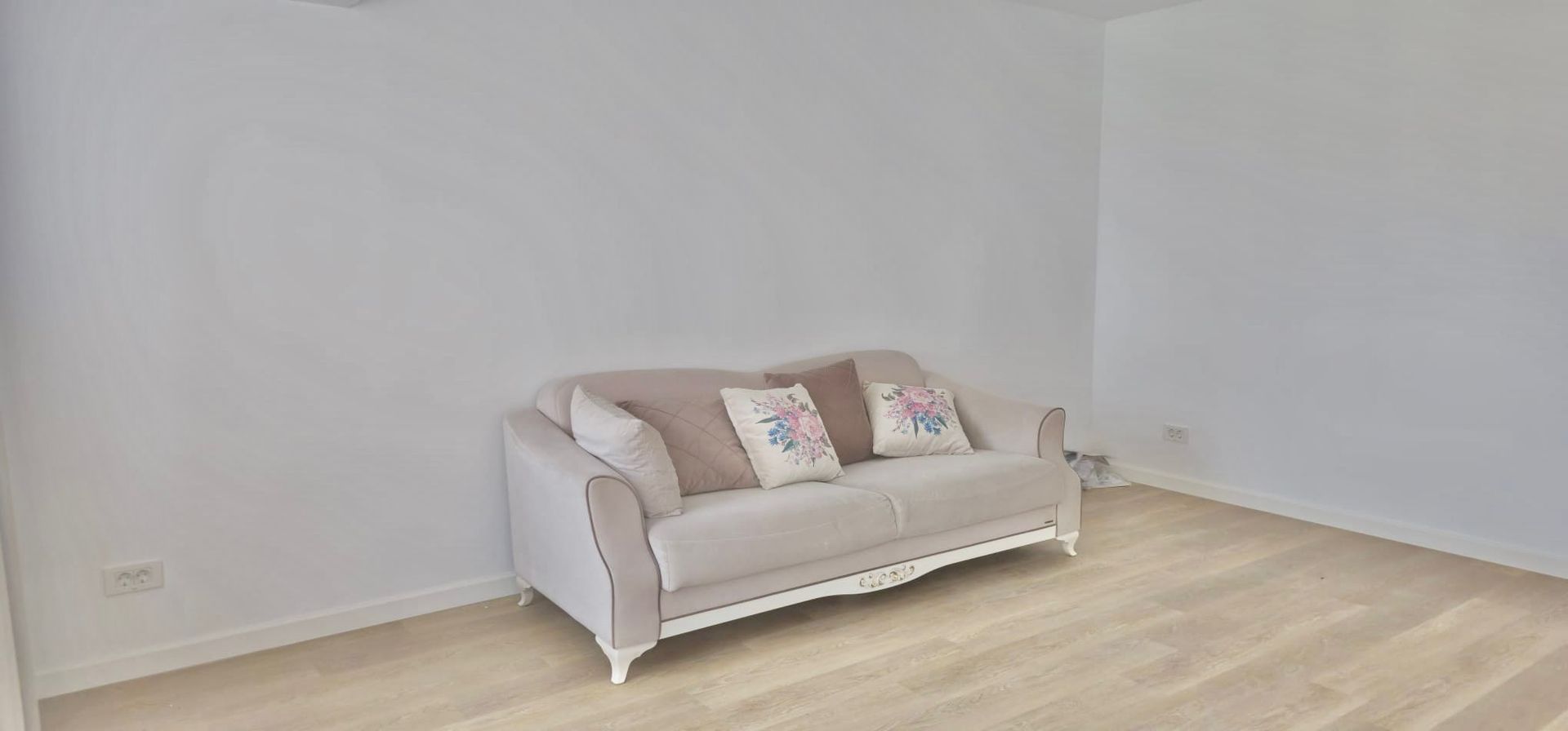 Exclusivitate - Apartament 3 camere, 92 mp - Faleza Dunarii - Poză 3