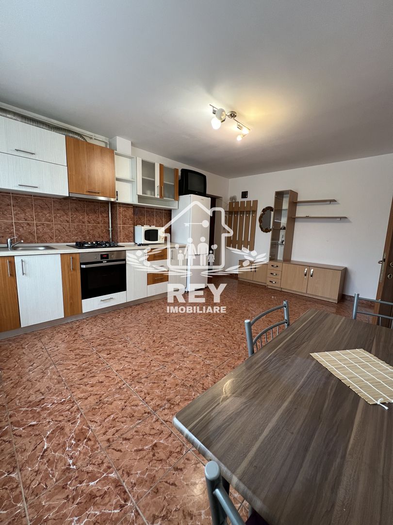 Apartament 3 camere nedecomandat ,bucătărie separată, Stefan cel Mare - Poză 13