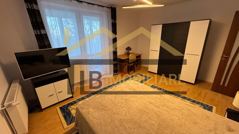 Apartament cu 2 camere, decomandat, 58mp, zona UMF - Poză 2