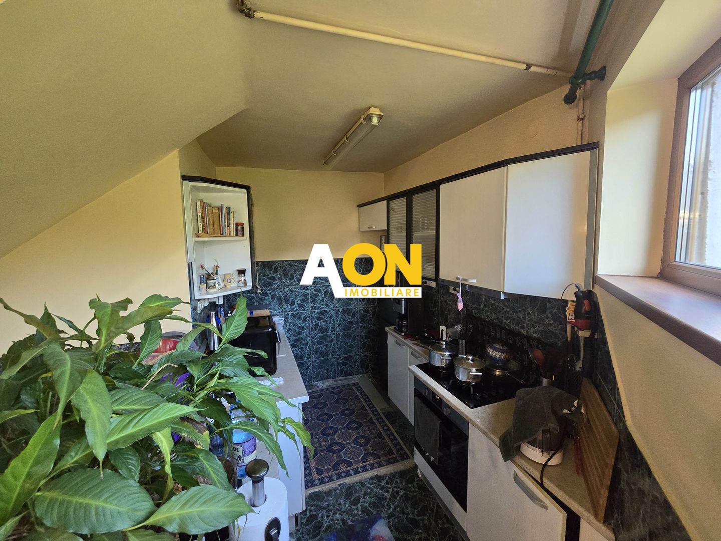 Vila cu 6 Camere,  Zona Centrala - Poză 6