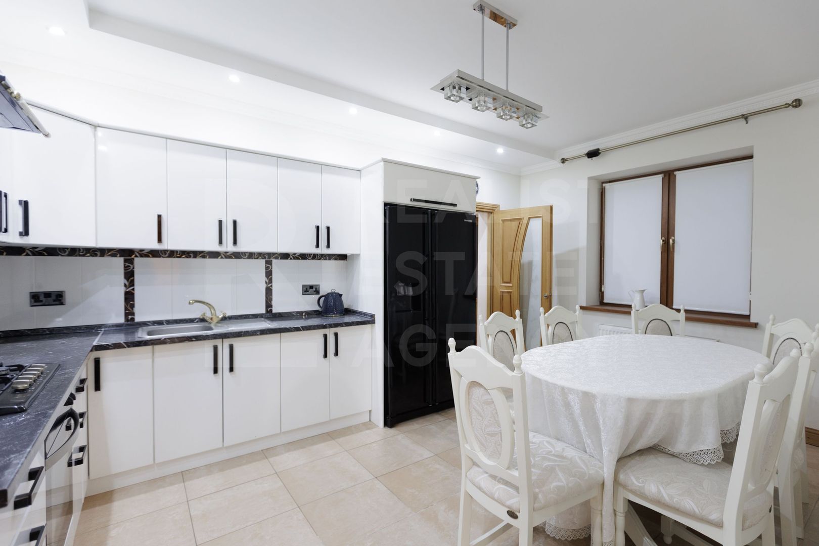 Chirie, casă, 2 nivele, 7 camere, str. Mihai Boț, Buiucani - Poză 7