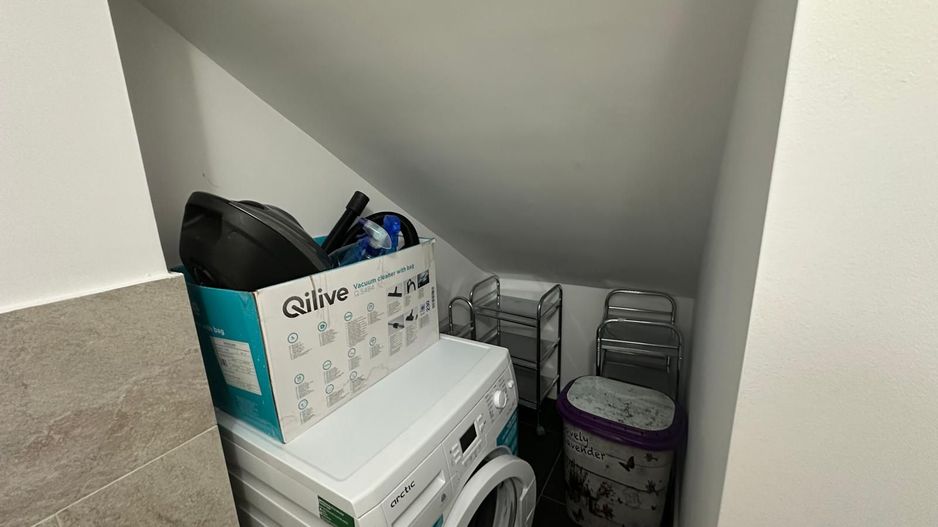 Prelungirea Ghencea – Casă spațioasă, mobilată și utilată, în complex - Poză 14