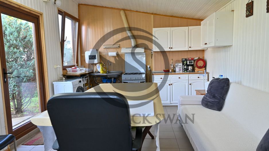 Casa cu piscina de vanzare | 3.300 mp teren | Urlati - Prahova - Poză 11