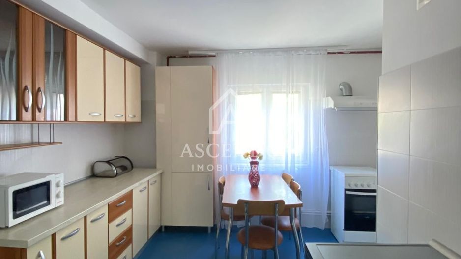 Apartament 4 camere | Etaj 1 | Bulevard principal | Alexandria - Poză 5