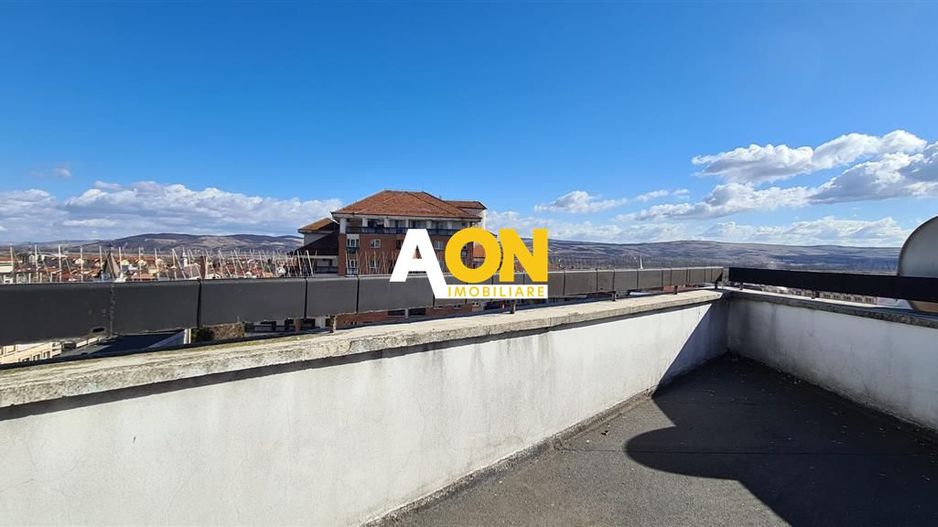 Apartament cu 4 Camere | Scara Interioara | Ultracentral | Terasa - Poză 14